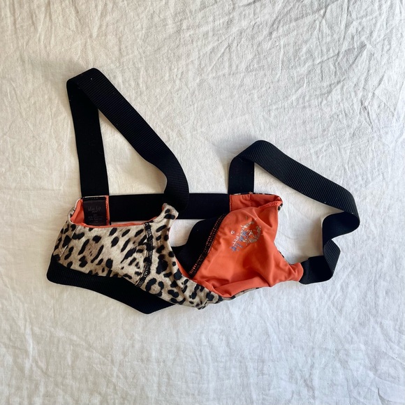 Blue Life Fit | Leopard & Orange Workout Bra | Size Small - Picture 3 of 3
